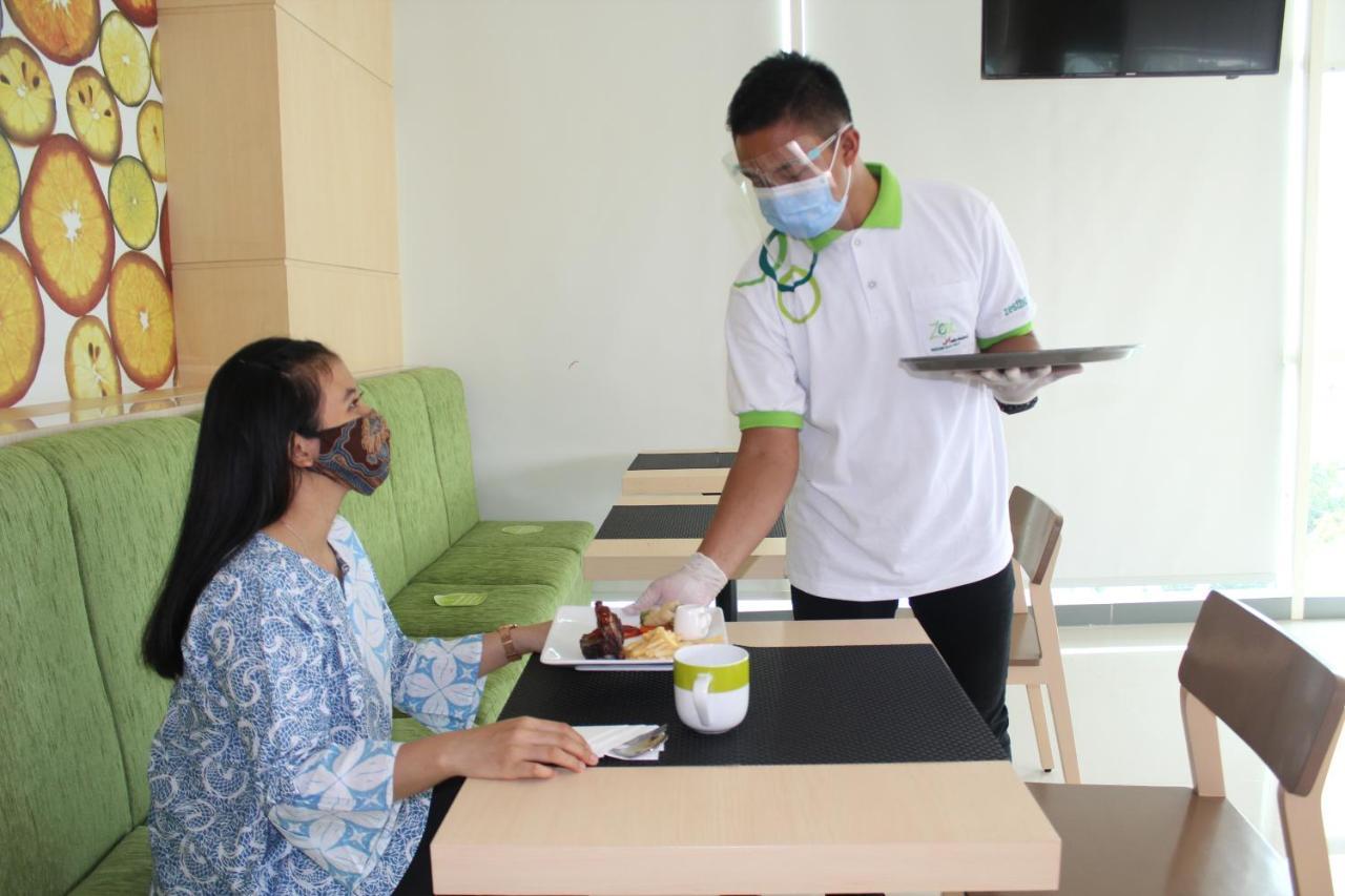 Zest Parang Raja Solo By Swiss-Belhotel International Bonorejo Luaran gambar